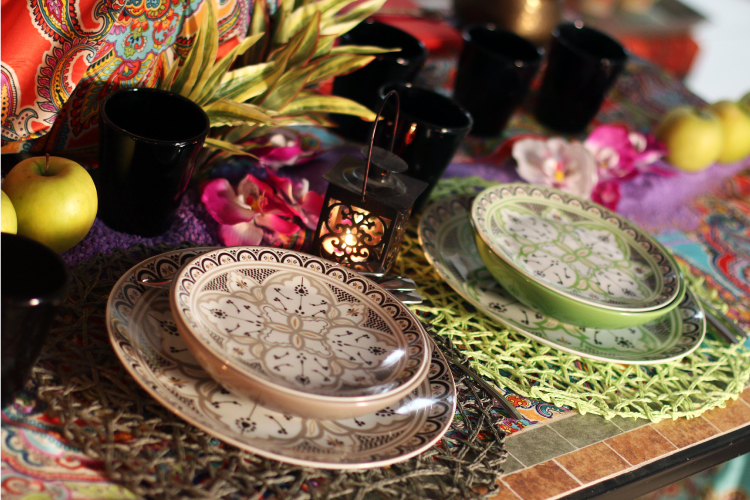 Acquista Sottobicchieri per tazze in tessuto ricamato in stile orientale,  decorazioni per la tavola, forniture per ristoranti e bar